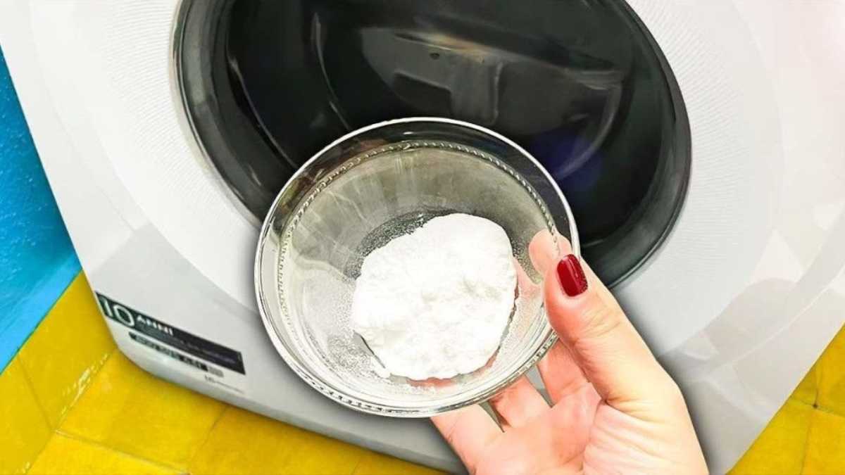 Benefits of Adding Baking Soda to Your Laundry Routine