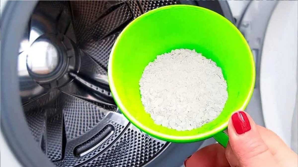 Add salt to the washing machine: Experienced housewives do this