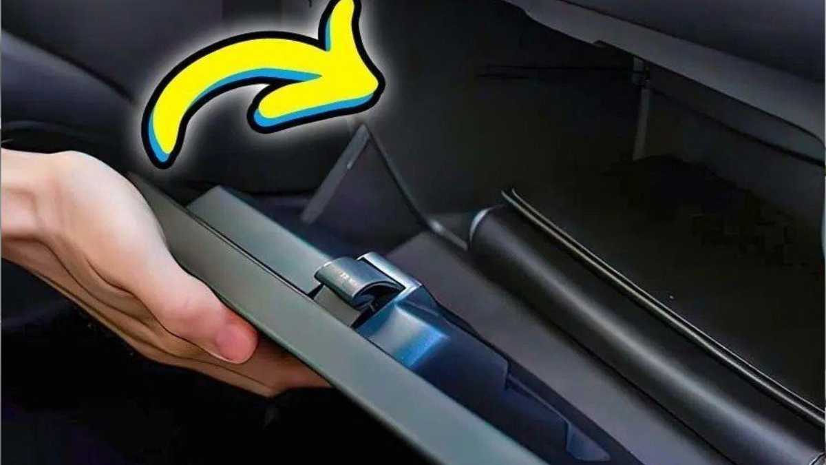 Here Is the Secret Glove Box Feature That Most People Ignore