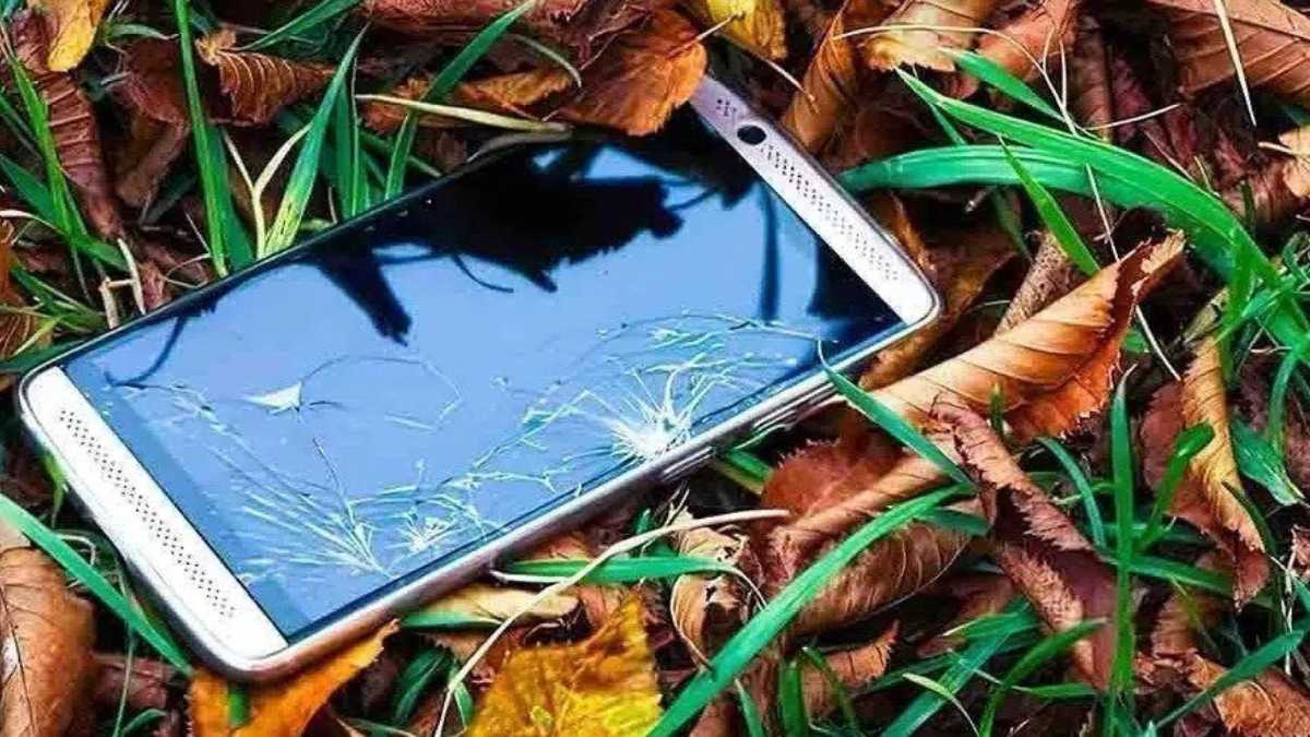 How to Locate a Lost Cell Phone that It Is Turned Off