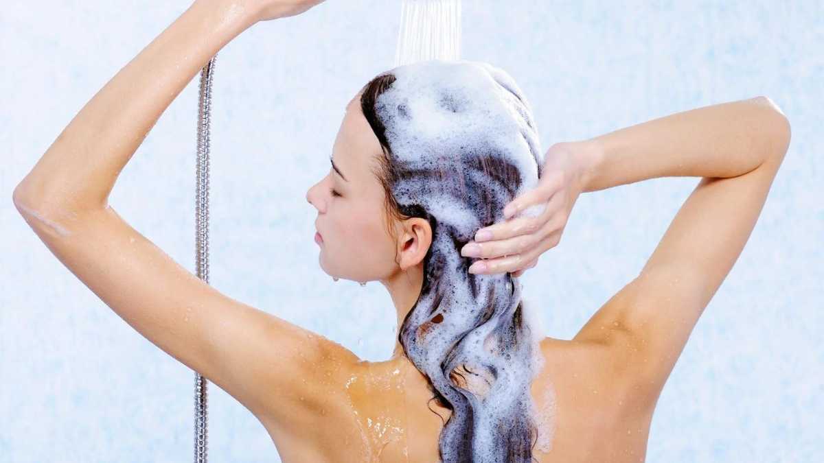 Put this Secret Ingredient in Your Shampoo: It Speeds Up Hair Growth