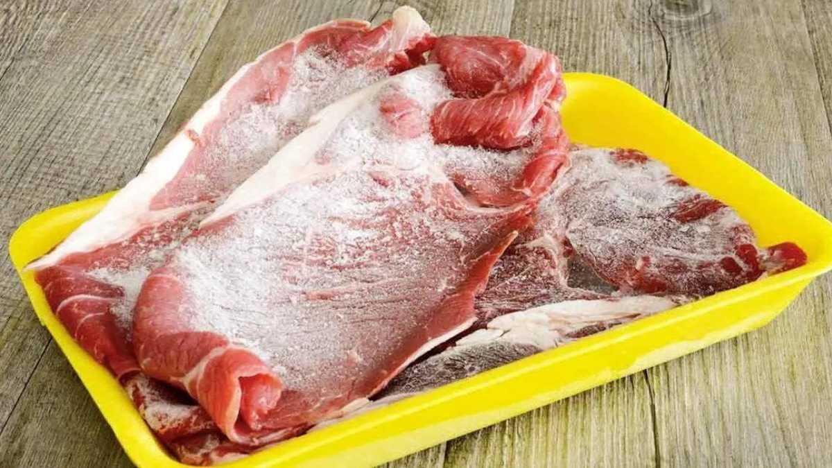 How to defrost meat quickly?