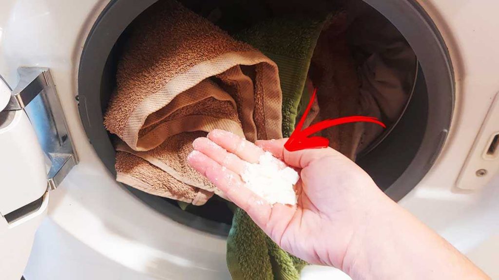 How to Freshen your Towels and Get Rid of that Mildew Stink Granny Tricks