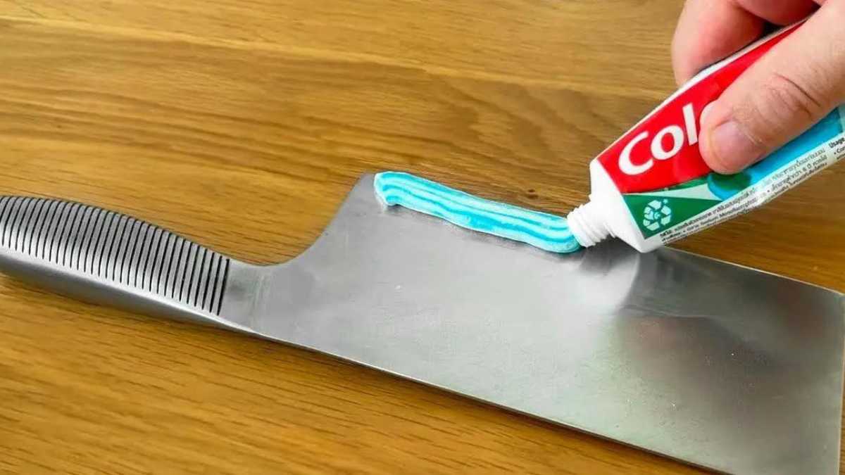 Why do you have to put toothpaste on the kitchen knife?