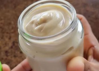 Healthy Chickpea Mayonnaise