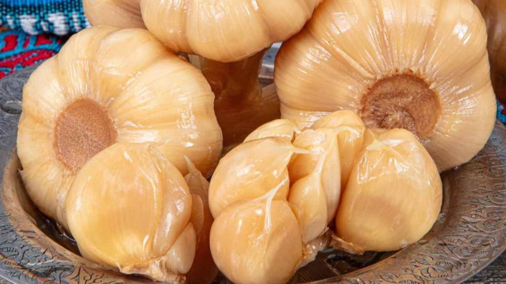 How to Store Excess Garlic: Best Preservation Techniques Revealed