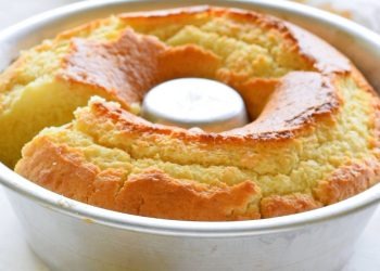 5-Minute Milk Ring Cake