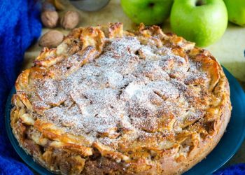 Apple and nut cake