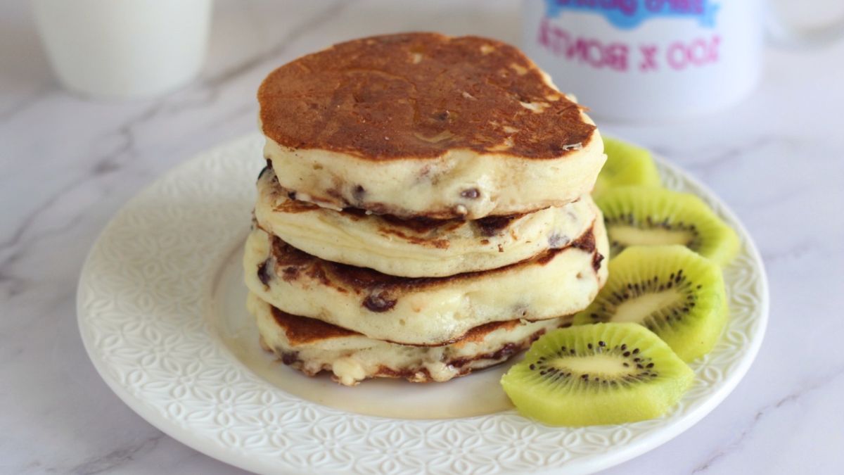 Greek Yogurt and Chocolate Chip Pancakes