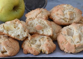 Old-Fashioned Apple Cookies