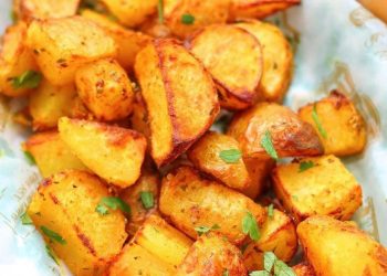 Crispy Air Fryer Potatoes