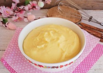 Eggless Velvety "Mock" Custard