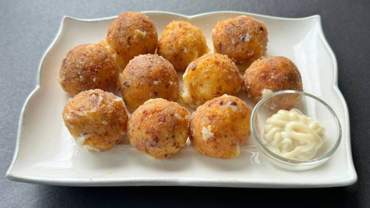 Melty Cheese Balls