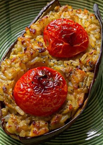 Aubergines Stuffed with Rice and Tuna