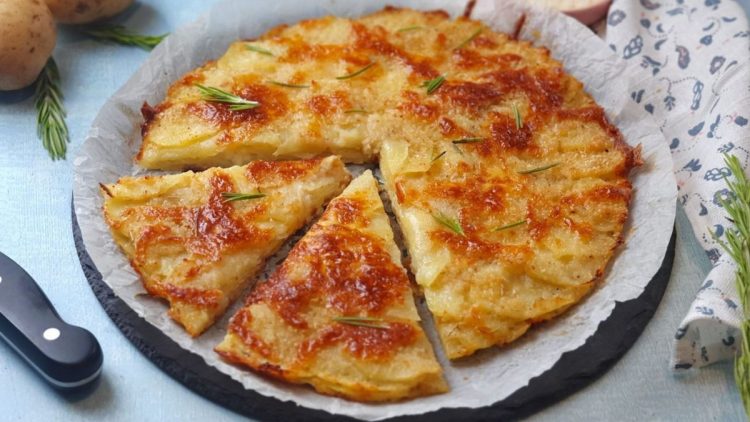 Cheesy Potato Cake