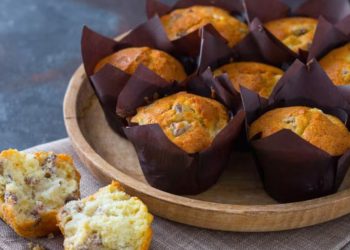 Delicious Pear Chestnut Mini Muffins