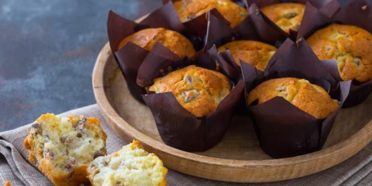 Delicious Pear Chestnut Mini Muffins