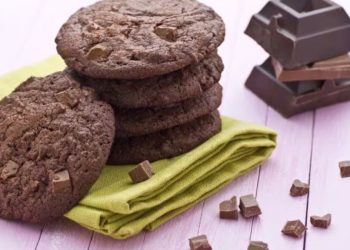 double-chocolate-chip-cookies