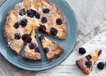 Gluten-Free Apple and Blackberry Cake